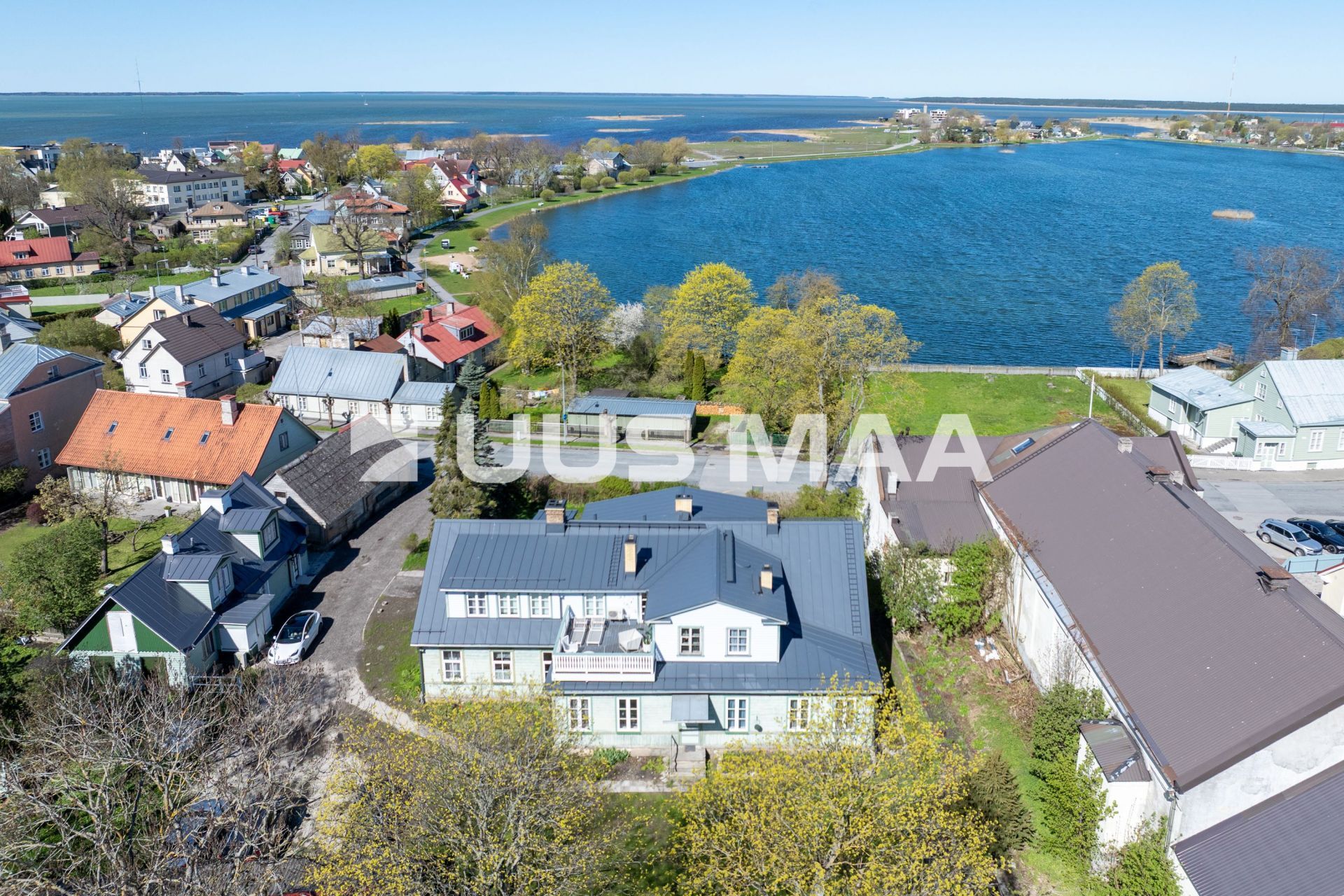 Uus Maa Pluss