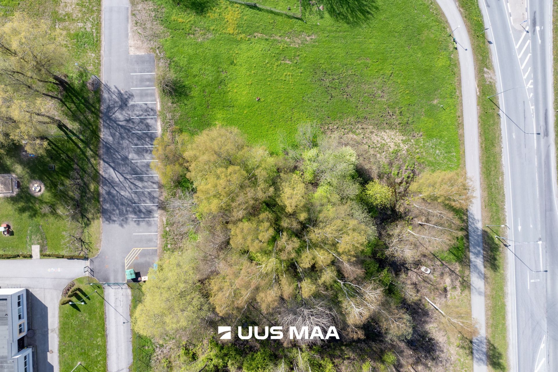 Uus Maa Pluss