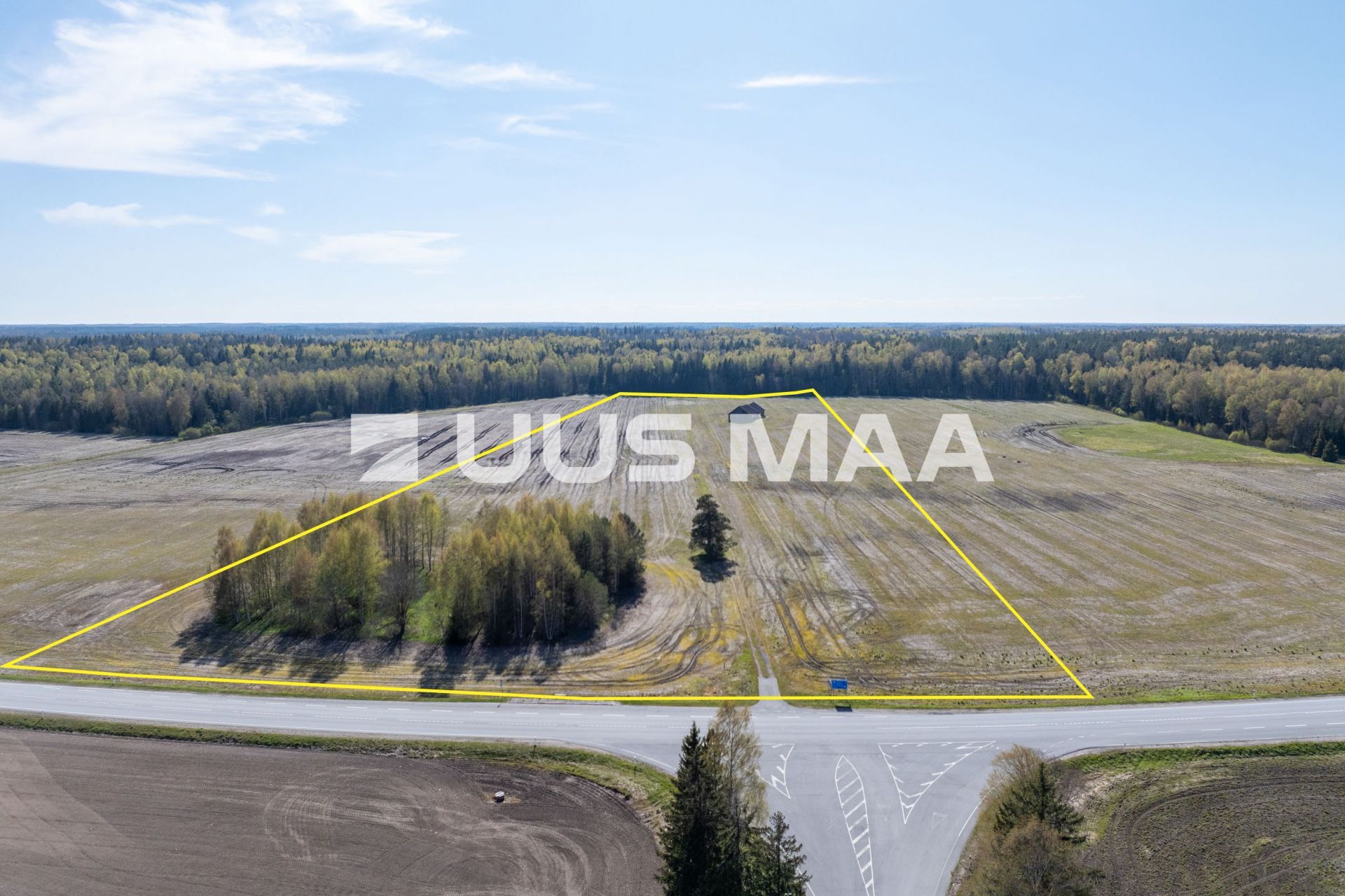 Uus Maa Pluss